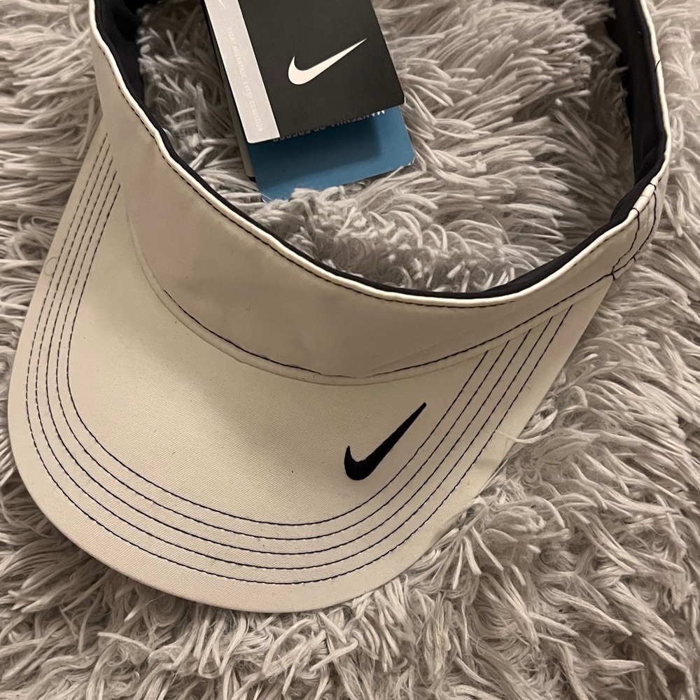 Nike white Classic Hat